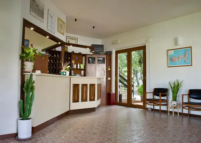 Eden Park Отель Марина-ди-Кампо