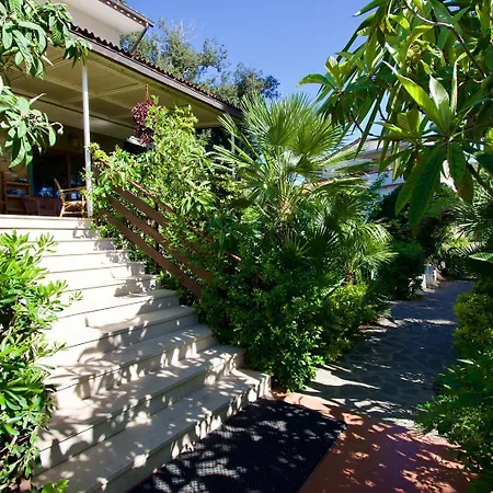 Eden Park 酒店 坎普码港