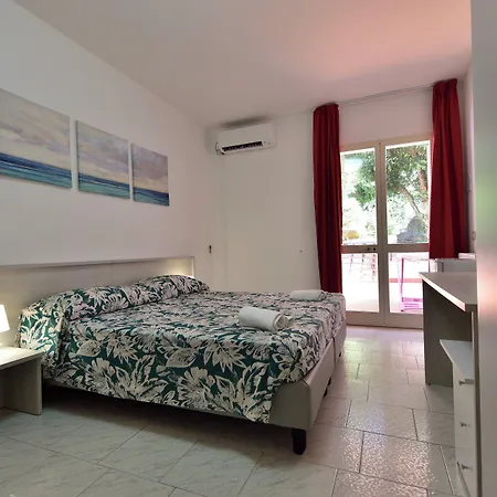 Eden Park Hotel 3*