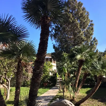 Hotel Eden Park 3*